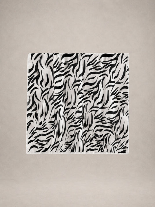 Lenço Feminino Zebra 70x70 Monai | Uso Versátil