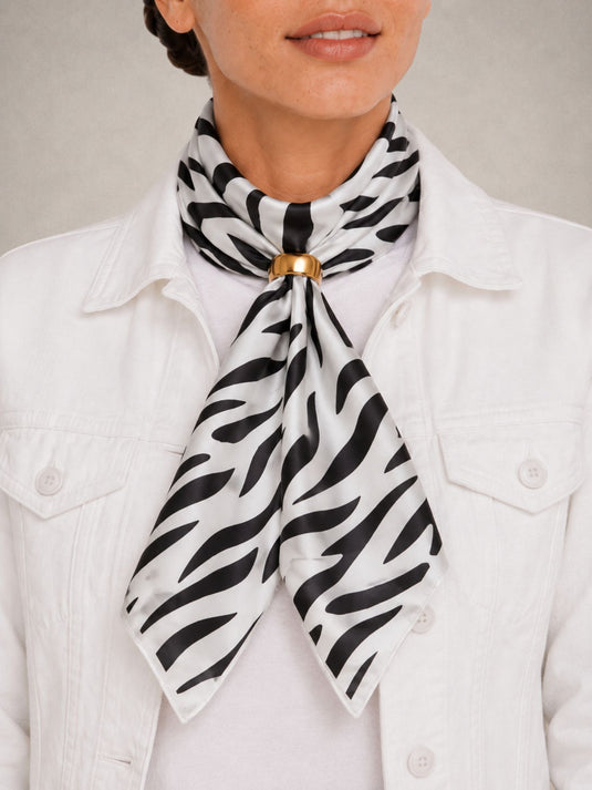 Lenço Feminino Zebra 70x70 Monai | Uso Versátil